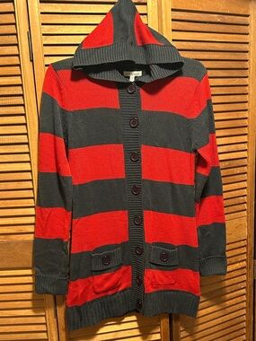 Vintage Poof Excellence Hooded Button-Front Sweater in Red and Navy Blue Stripes